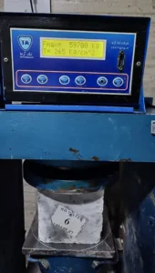 جک بتن شکن - روش آزمون